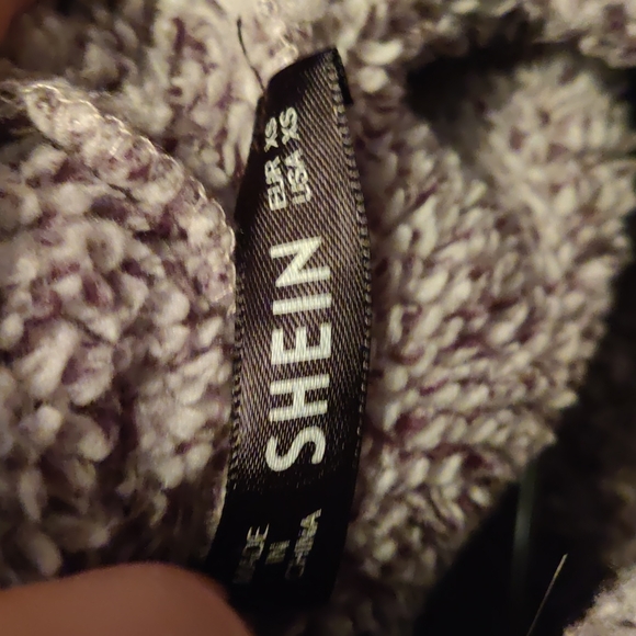 ***Teddy Hooded Sweatshirt - Picture 3 of 5